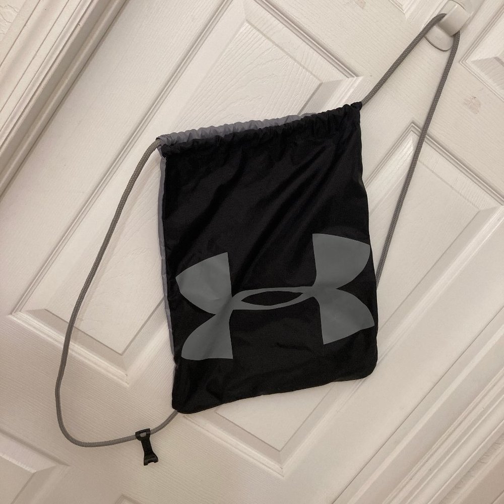 New Under Armour Sackpack Black/Gray